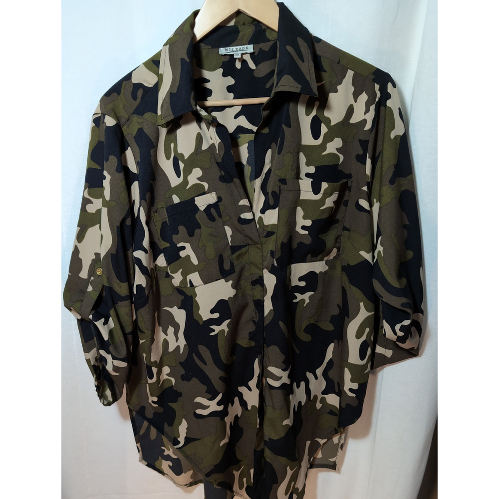 Mileage Women's Camo Collared V Neck Top 2x